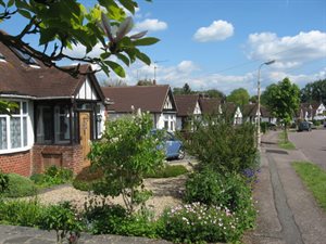 Front gardens on The Royds Estate, Potters Bar