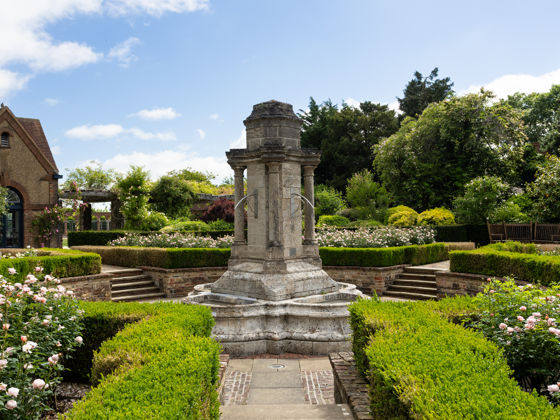 Bushey Rose Garden